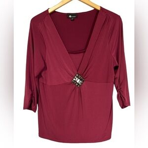 AB Studio Top With‎ Sparkle Detail Size XL Burgundy